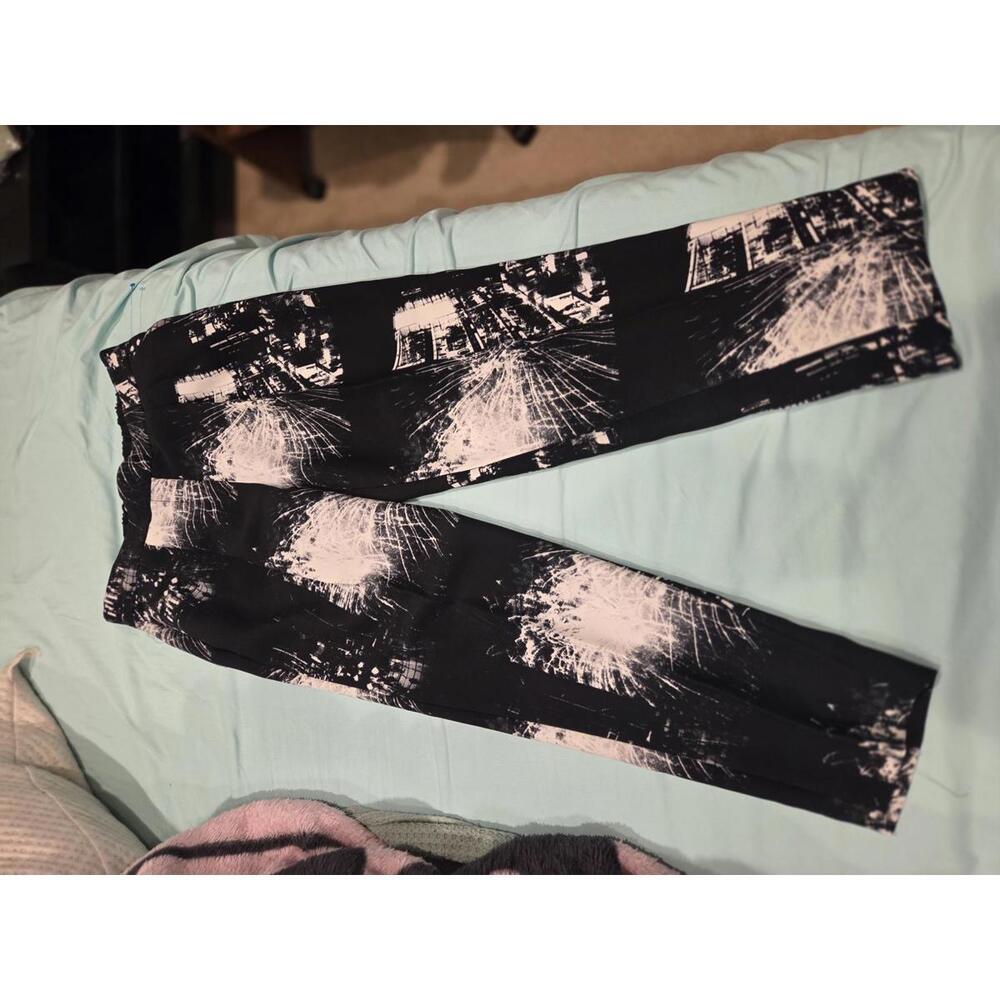 Babaton sz 2 Black and White Abstract Print Casual Pants
